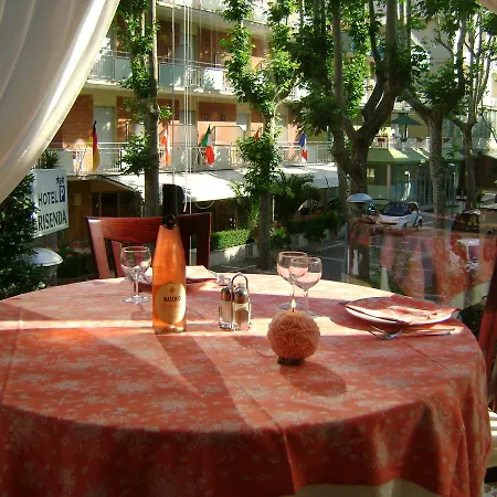 Garisenda Hotel 3*